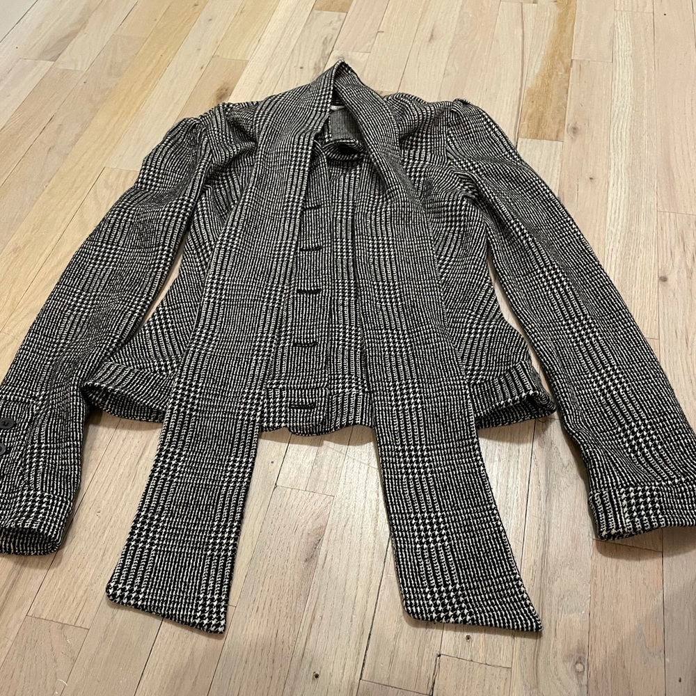 Used DVF knit top